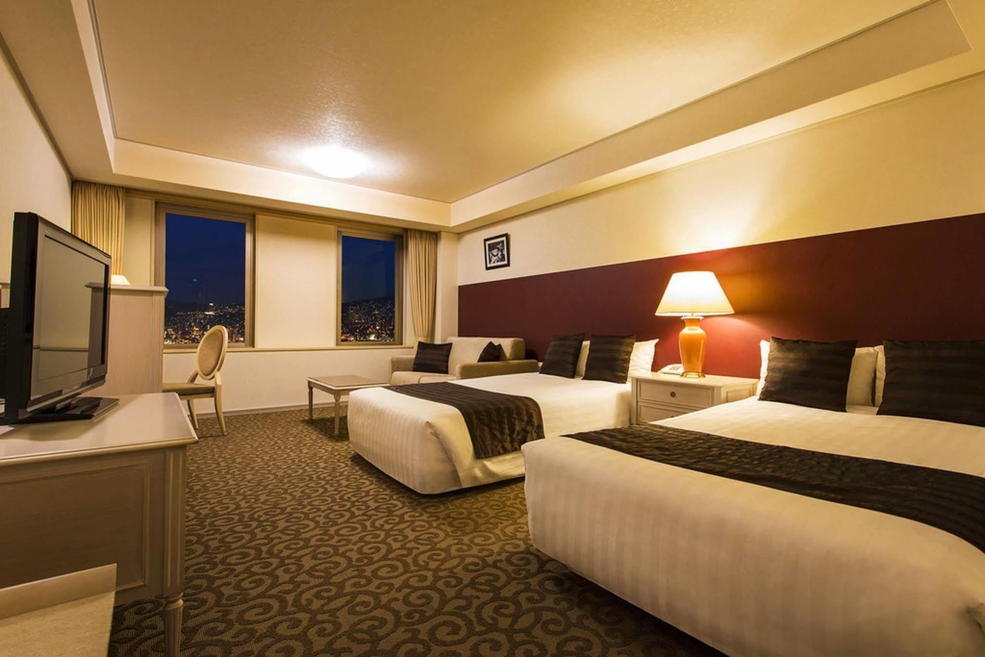 Luke Plaza Hotel Nagasaki Eksteriør billede