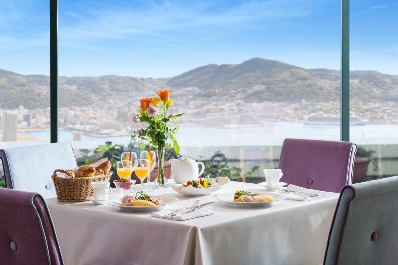 Luke Plaza Hotel Nagasaki Eksteriør billede